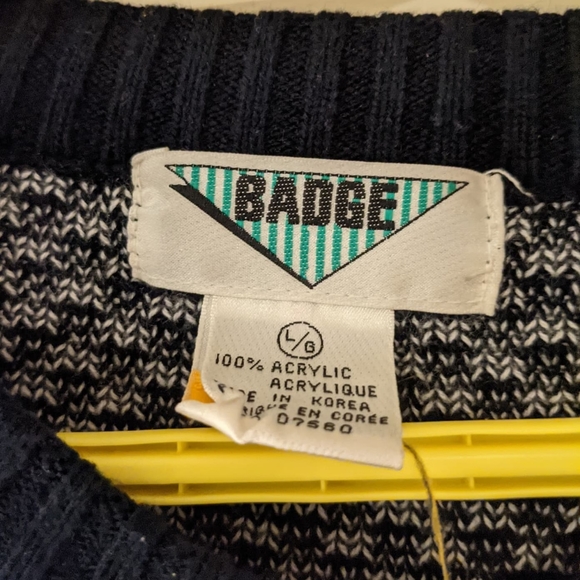 Badge Para Shooting Vintage Retro Sweater - Picture 4 of 4